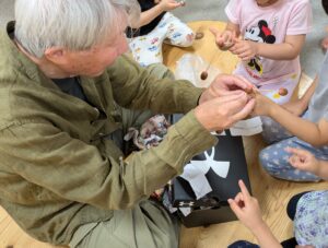 親子で参加が出来る自然ふれあい遊びがありました☆彡